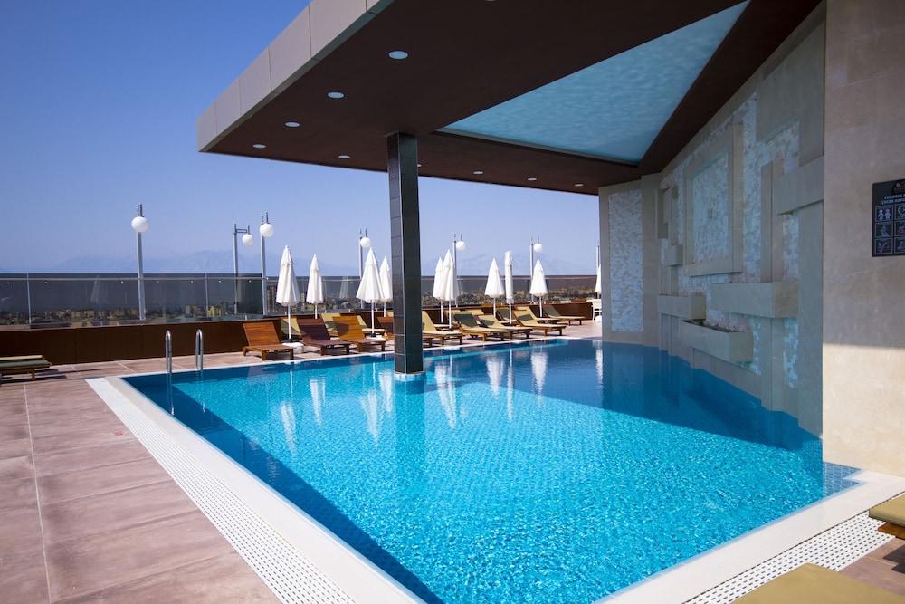 Sky Business Hotel Antalya Bagian luar foto