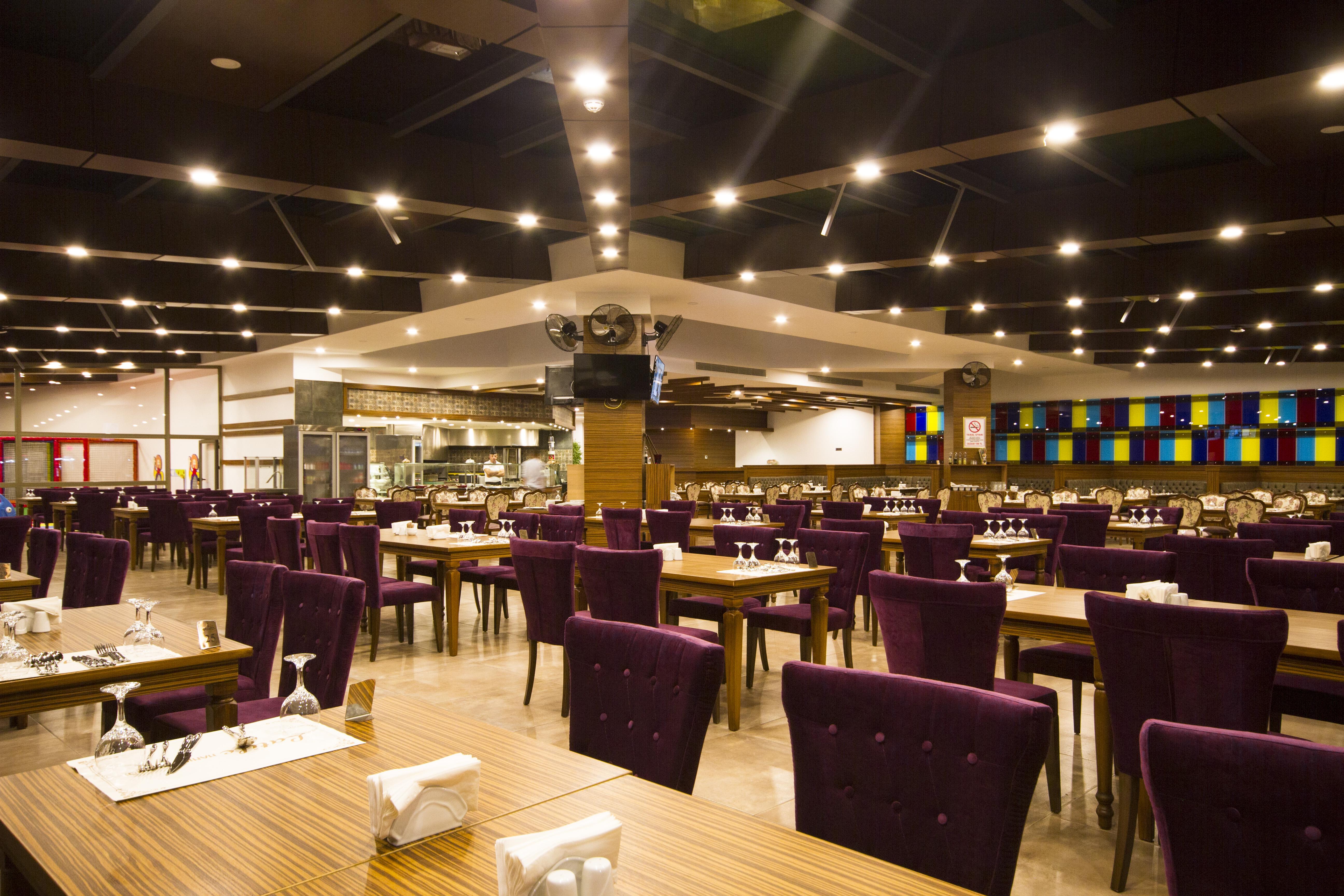 Sky Business Hotel Antalya Bagian luar foto