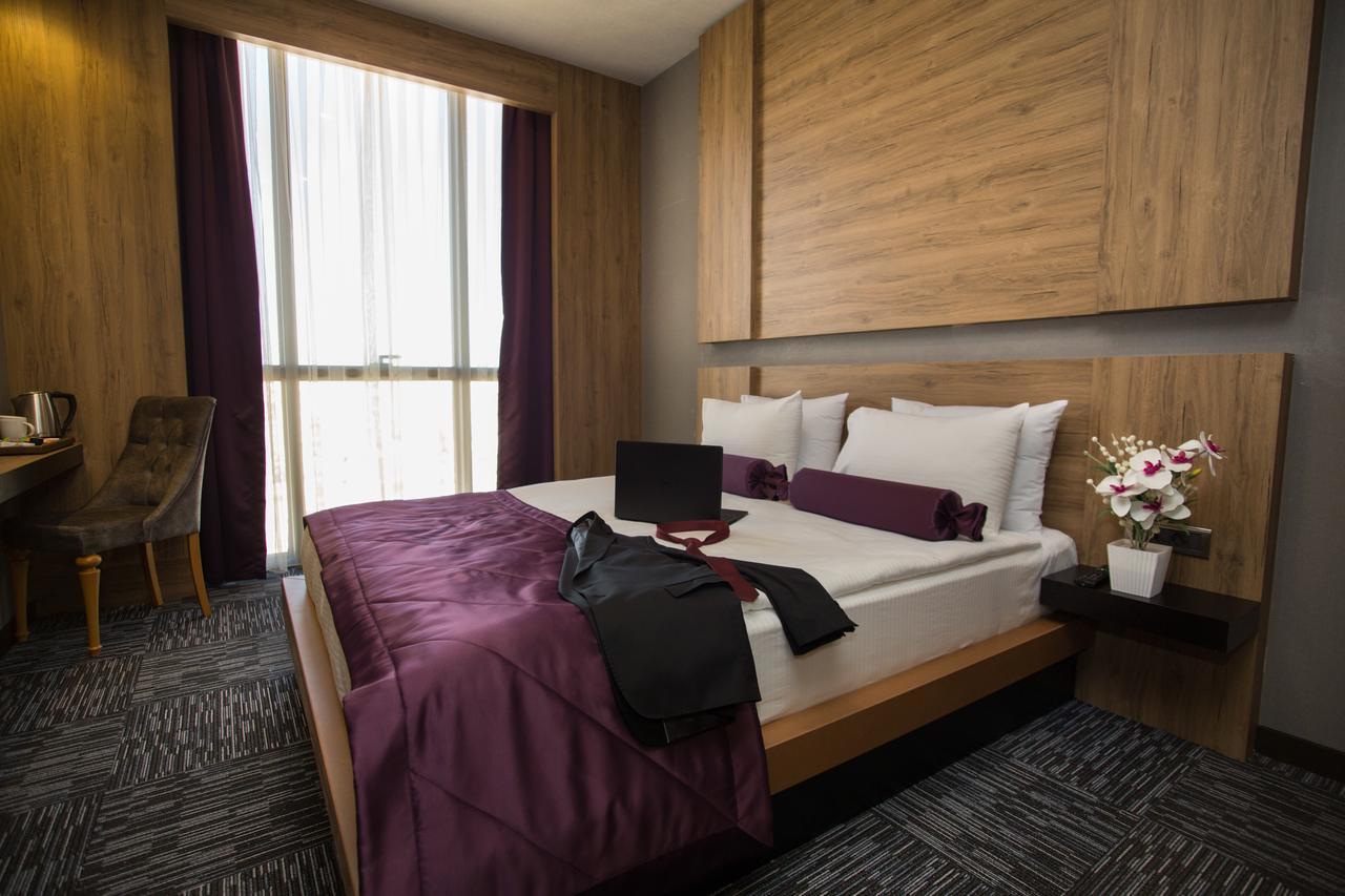 Sky Business Hotel Antalya Bagian luar foto