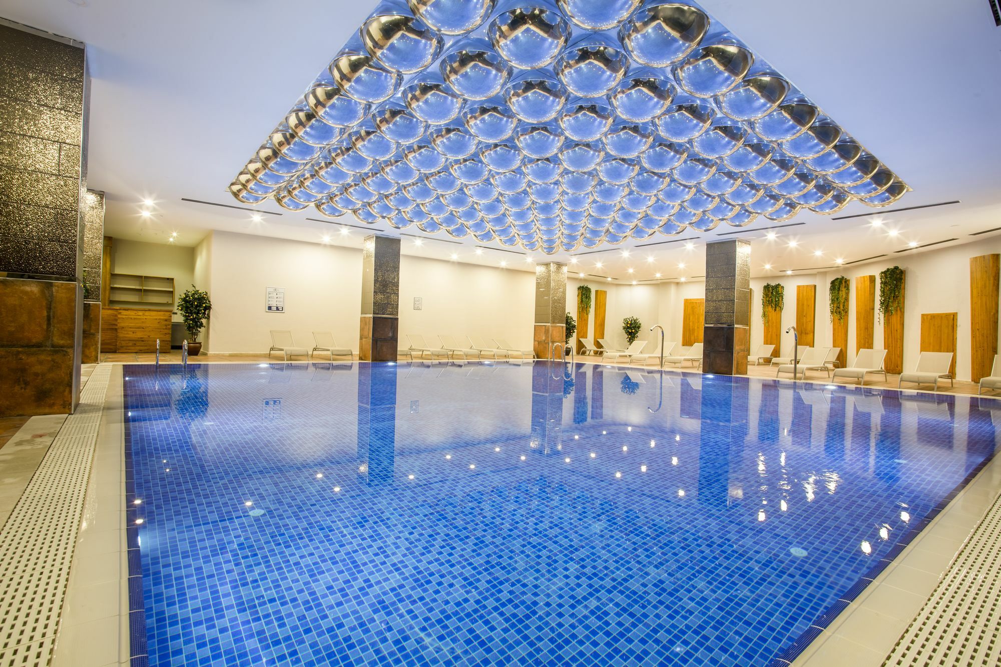 Sky Business Hotel Antalya Bagian luar foto