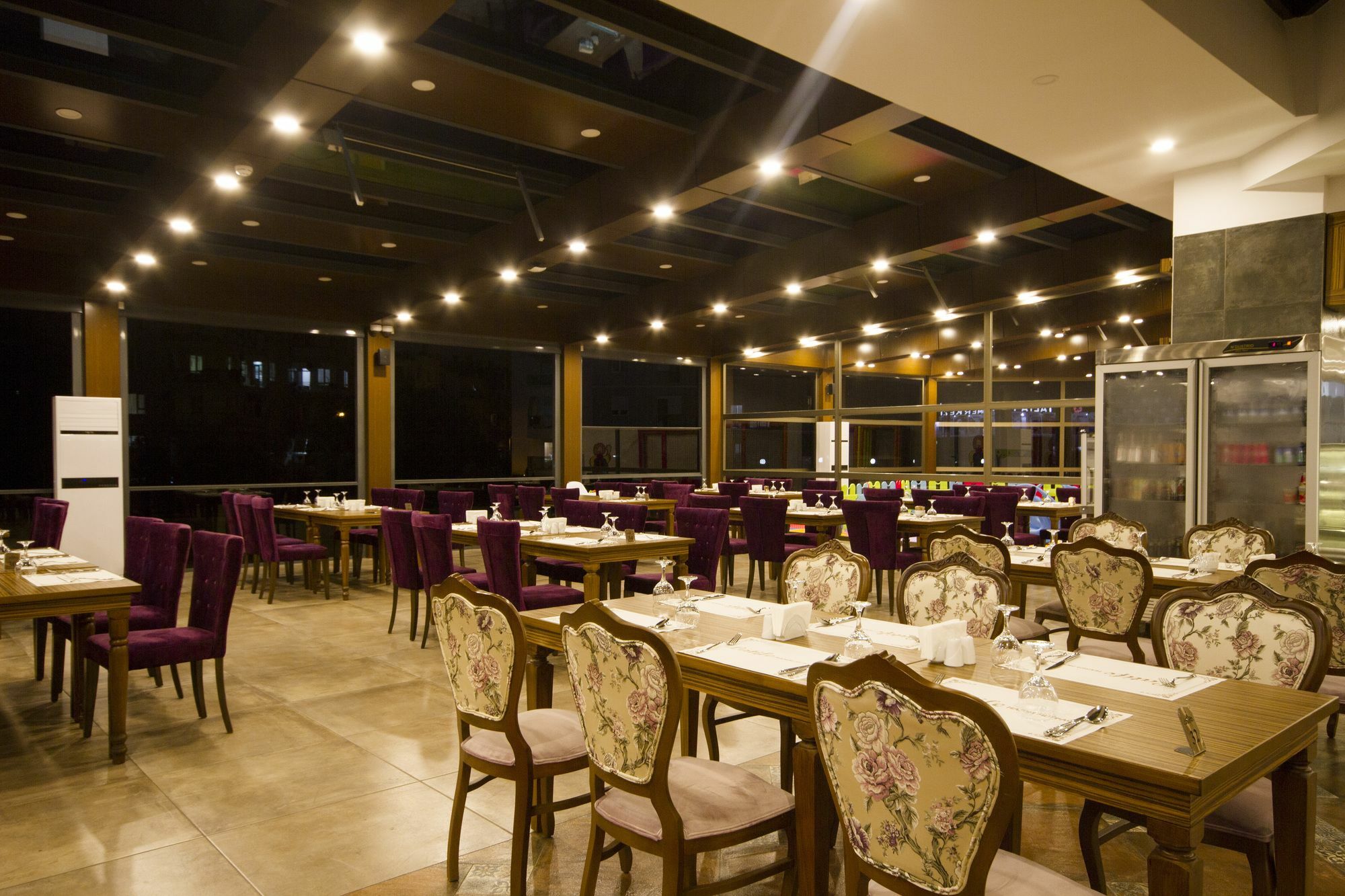 Sky Business Hotel Antalya Bagian luar foto